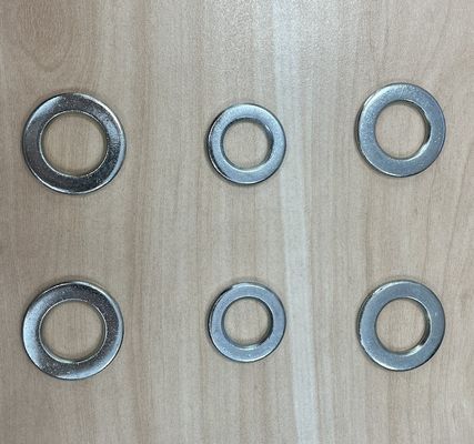 EN14399-6 HV300/HRC35-45 Lavadora pesada M12-M36 Revestida con zinc / HDG
